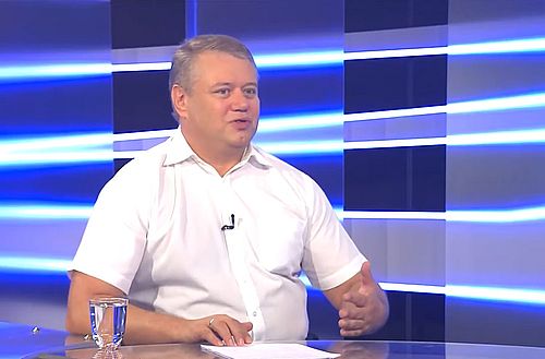 Александр Чуманин. Глава Избиркома Хакасии. Скриншот кадра видео